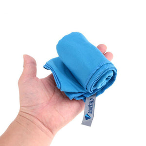 Compact Quick-drying Camping Beach Towel with a Bag - FitPug.com