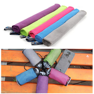 Compact Quick-drying Camping Beach Towel with a Bag - FitPug.com