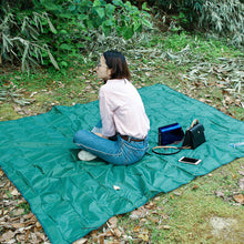 Multifunctional Waterproof Beach Blanket - FitPug.com